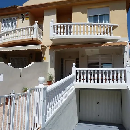 Holiday home Adosado Calle Mar Cantabrico *